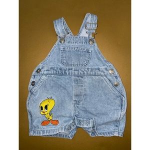 ✨VTG  Tweety 6 Month overall ✨